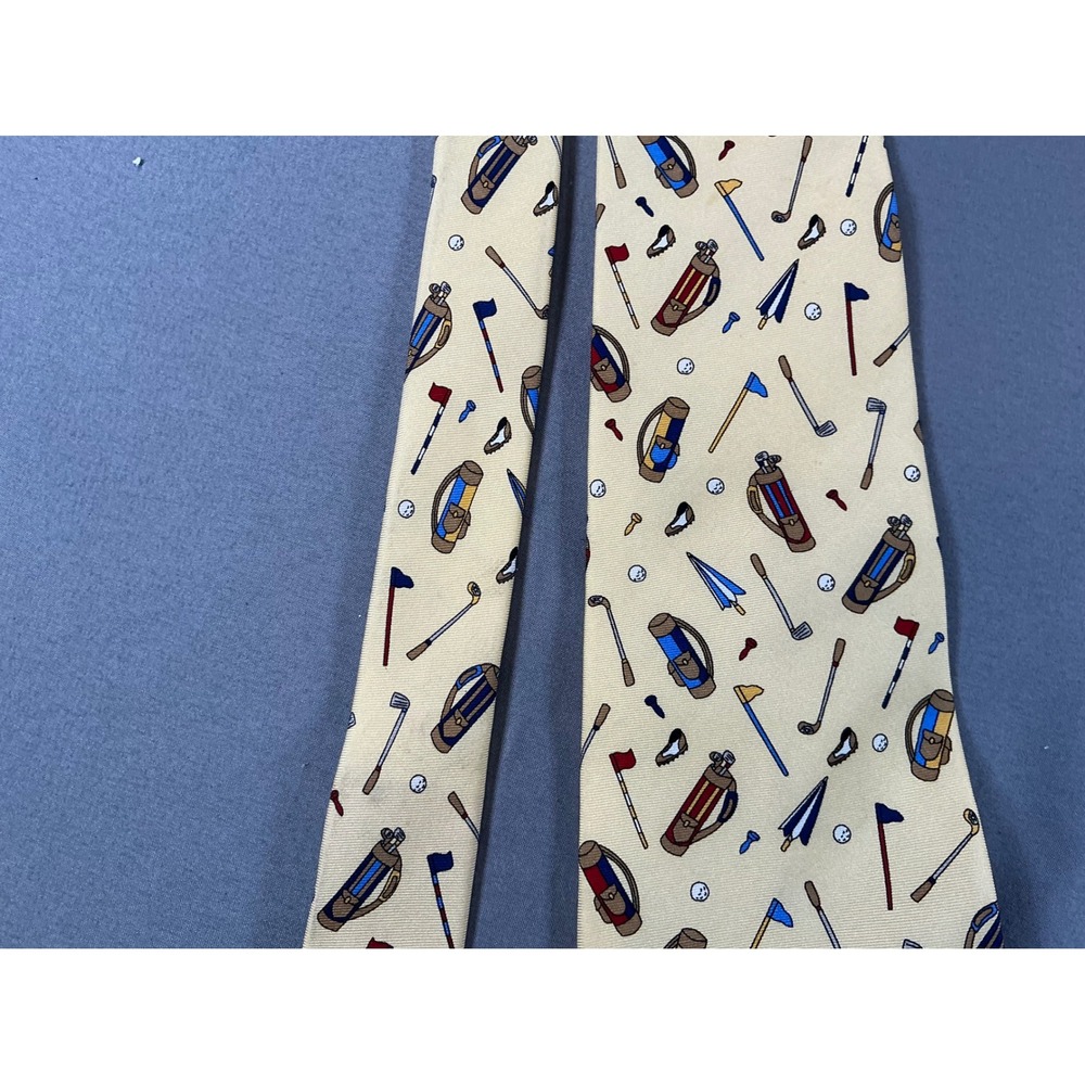 Save the Children Mens 100% Silk Tie Golf Motif C USA